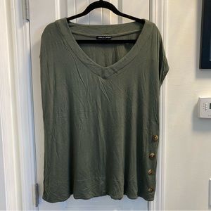 Cable and Gauge Size XL Green Top